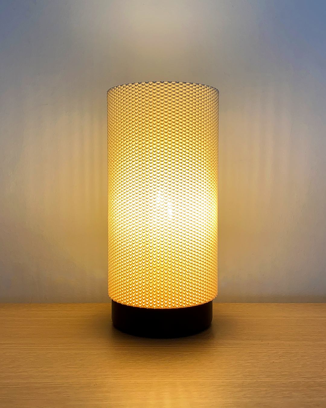 Eva Multishade Table lamp