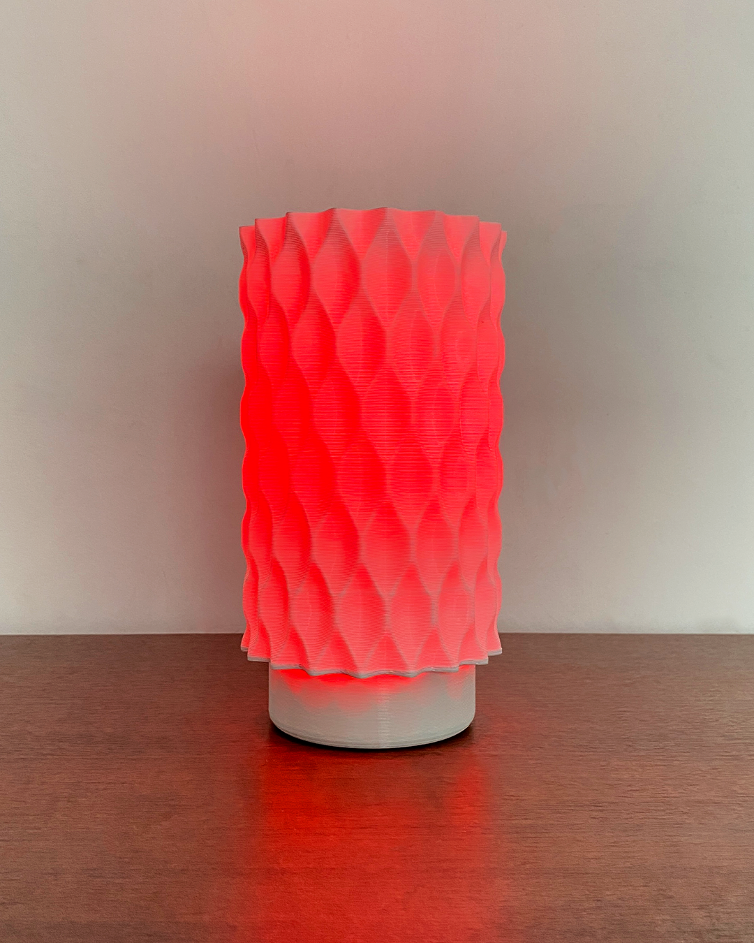 Wavy Table Lamp