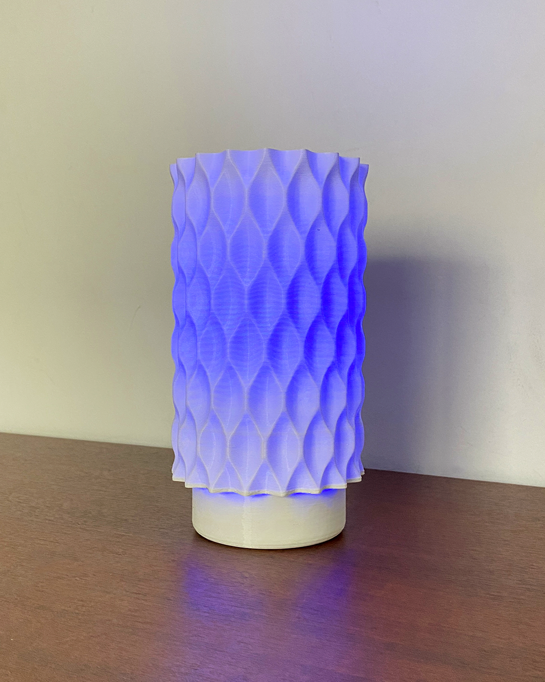 Wavy Table Lamp
