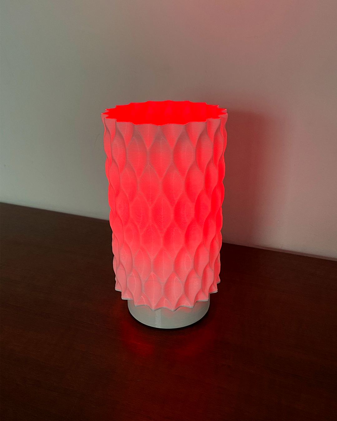 Wavy Table Lamp
