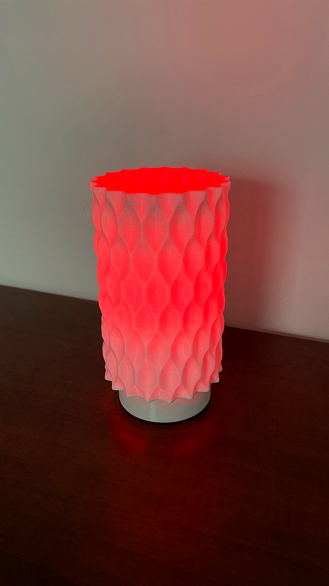 Wavy Table Lamp