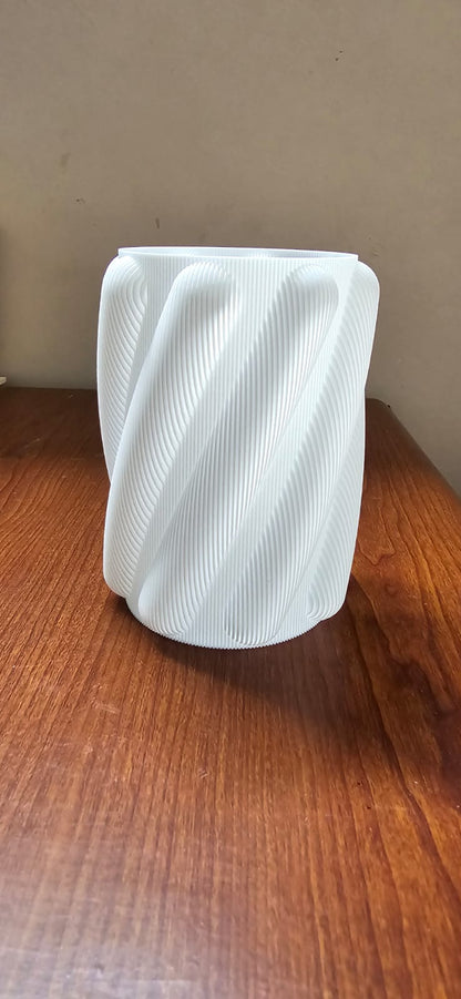 Spaghetti Vase